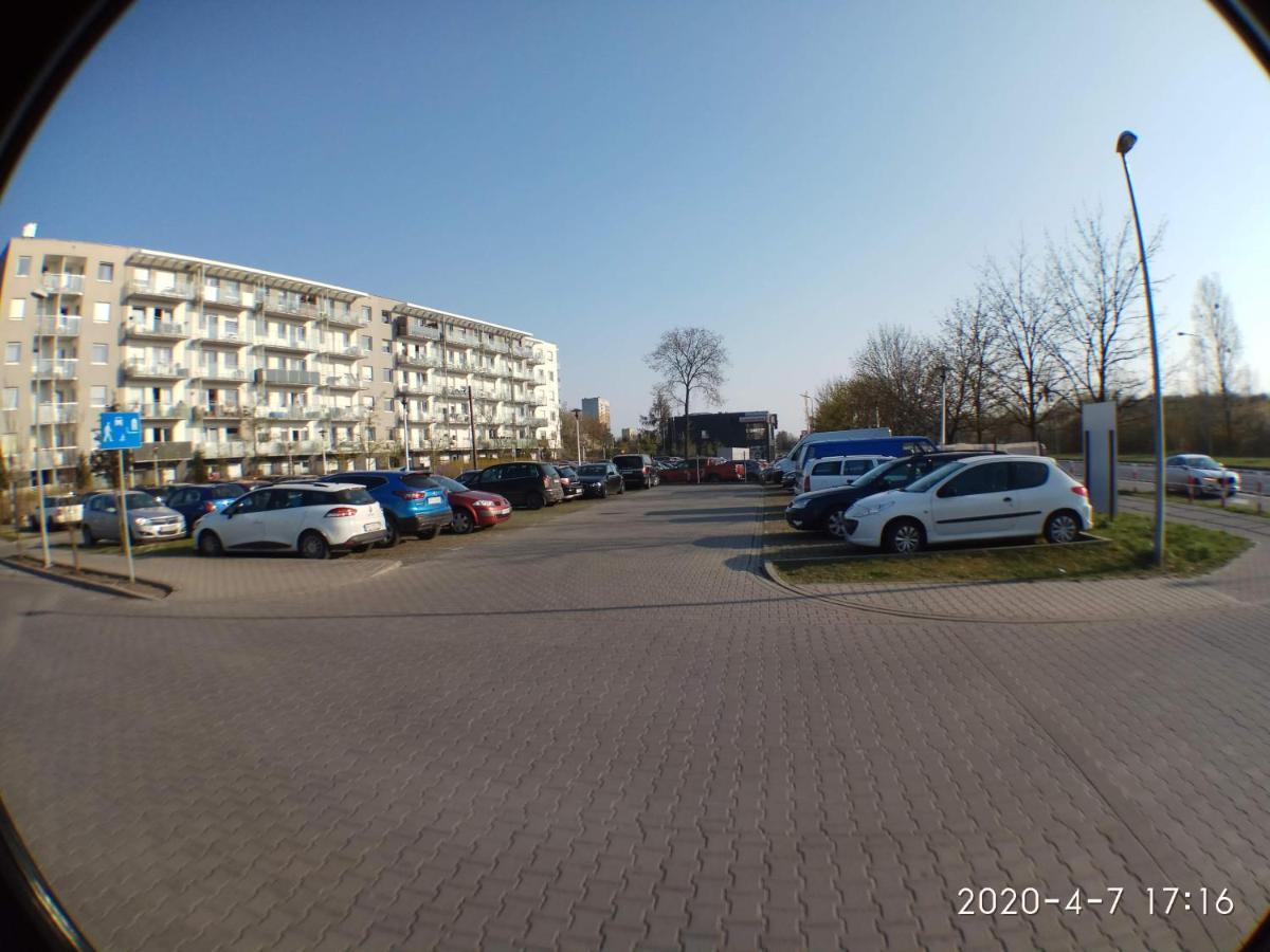 Appartamento 1090 Smialego 38 - Tanie Pokoje W Apartamencie - Samodzielne Zameldowanie - Self Check In Poznań Esterno foto