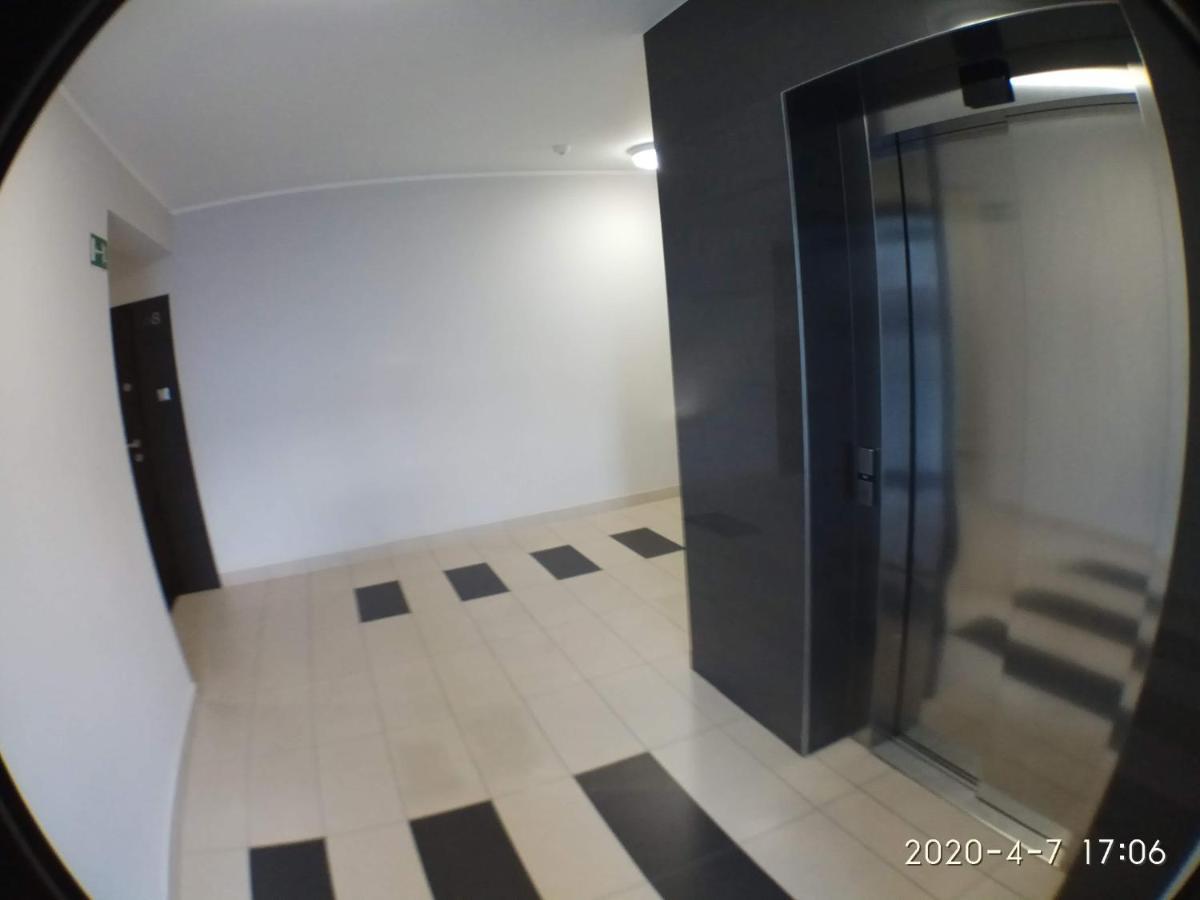 Appartamento 1090 Smialego 38 - Tanie Pokoje W Apartamencie - Samodzielne Zameldowanie - Self Check In Poznań Esterno foto