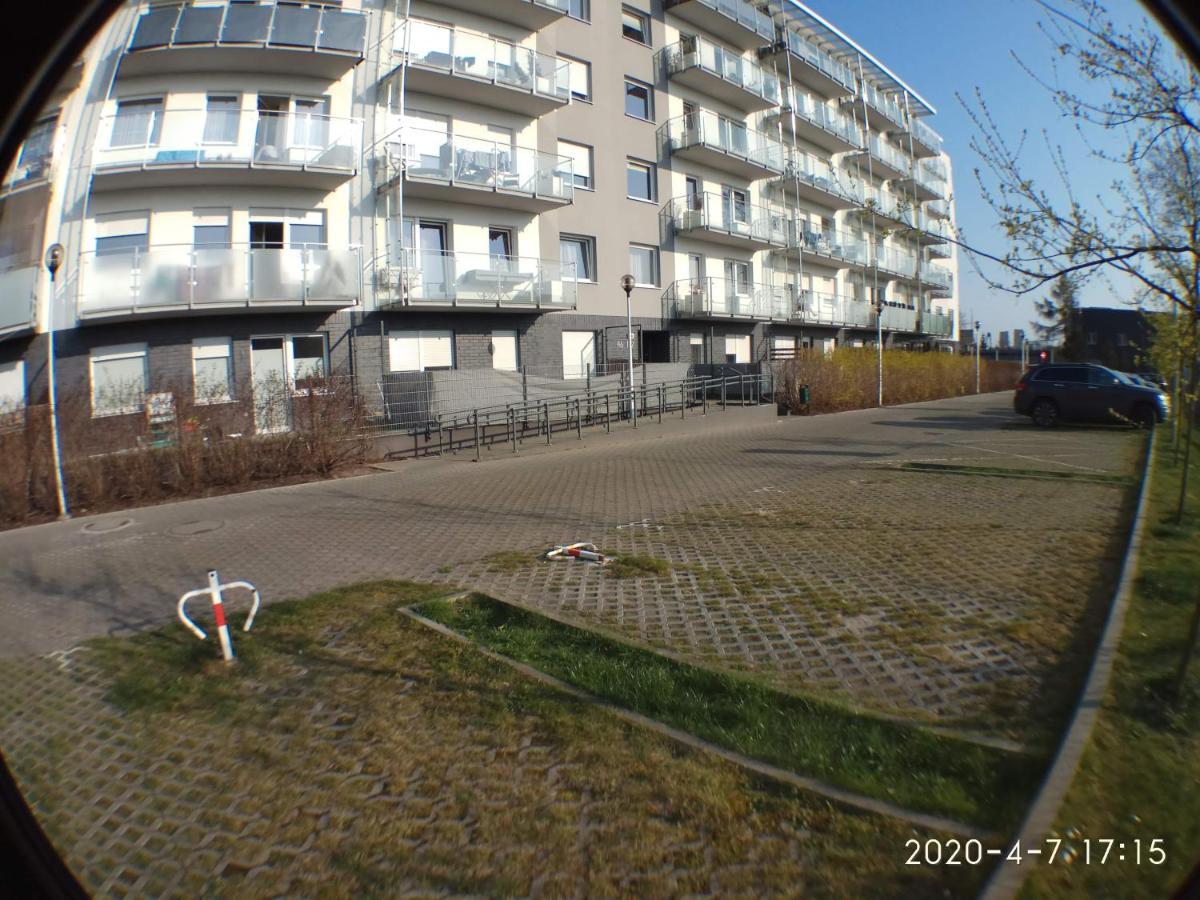 Appartamento 1090 Smialego 38 - Tanie Pokoje W Apartamencie - Samodzielne Zameldowanie - Self Check In Poznań Esterno foto