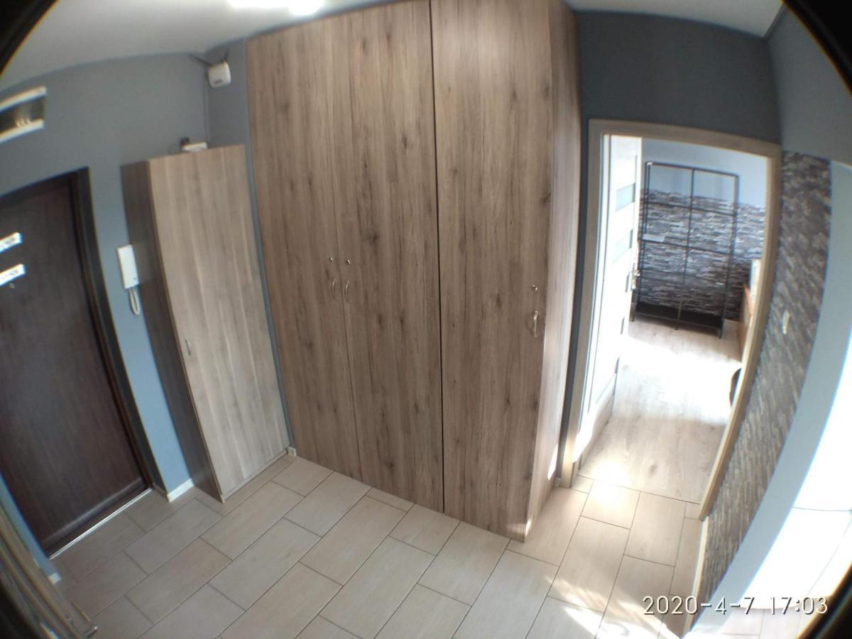 Appartamento 1090 Smialego 38 - Tanie Pokoje W Apartamencie - Samodzielne Zameldowanie - Self Check In Poznań Esterno foto