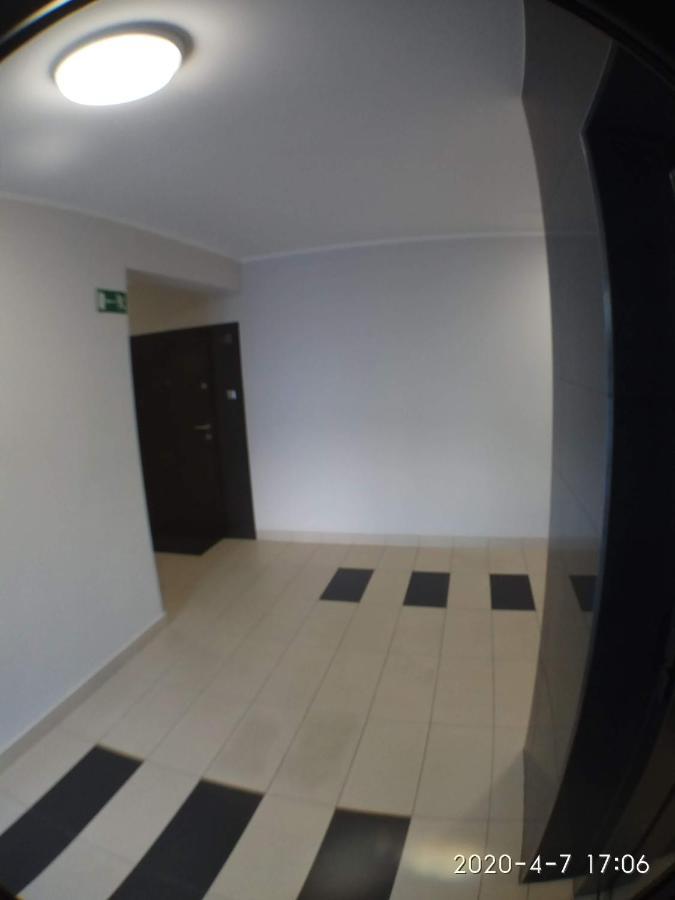 Appartamento 1090 Smialego 38 - Tanie Pokoje W Apartamencie - Samodzielne Zameldowanie - Self Check In Poznań Esterno foto